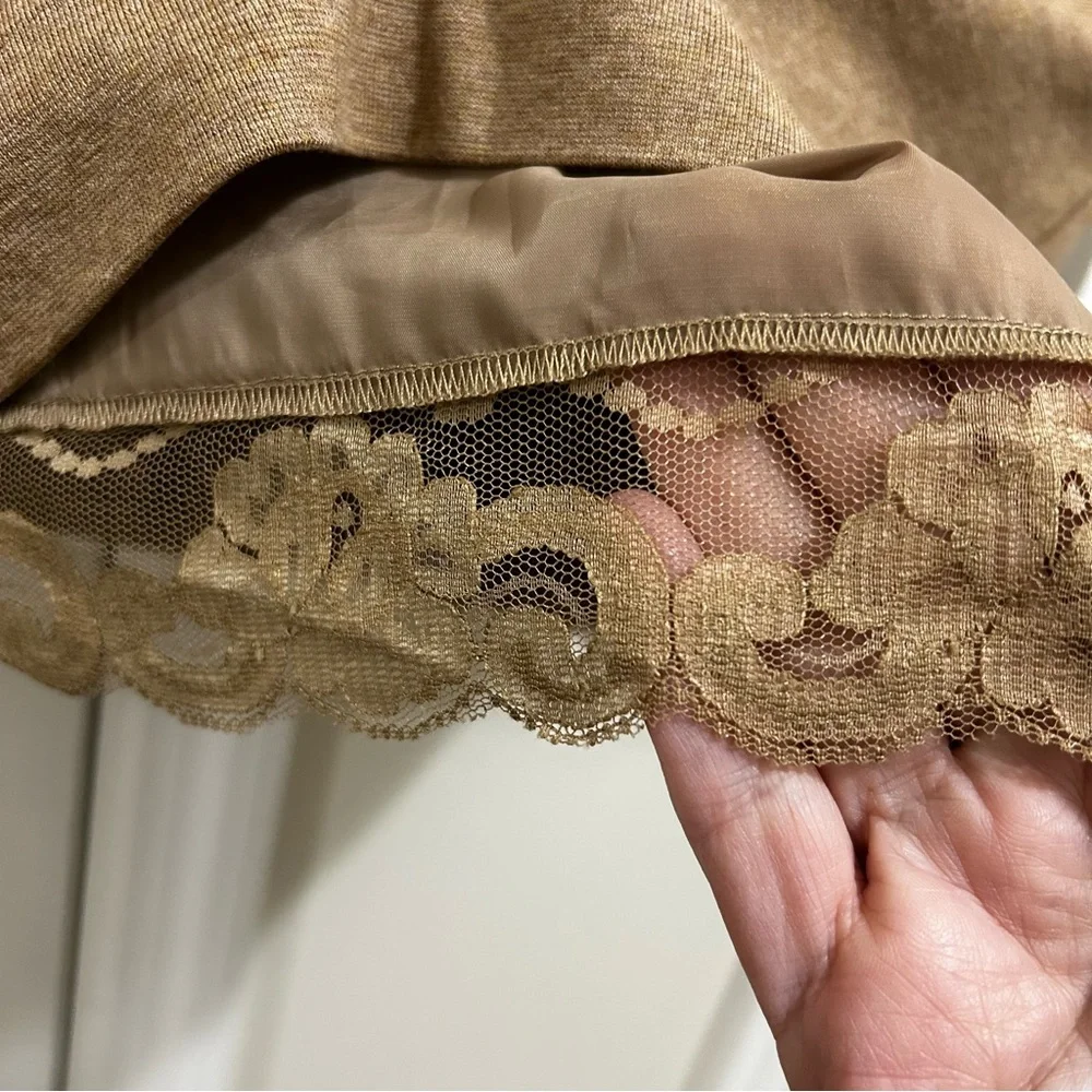 Trina Turk Mid-Length Tan Skirt with Built-in Lining and Pockets, Size 4 EUC